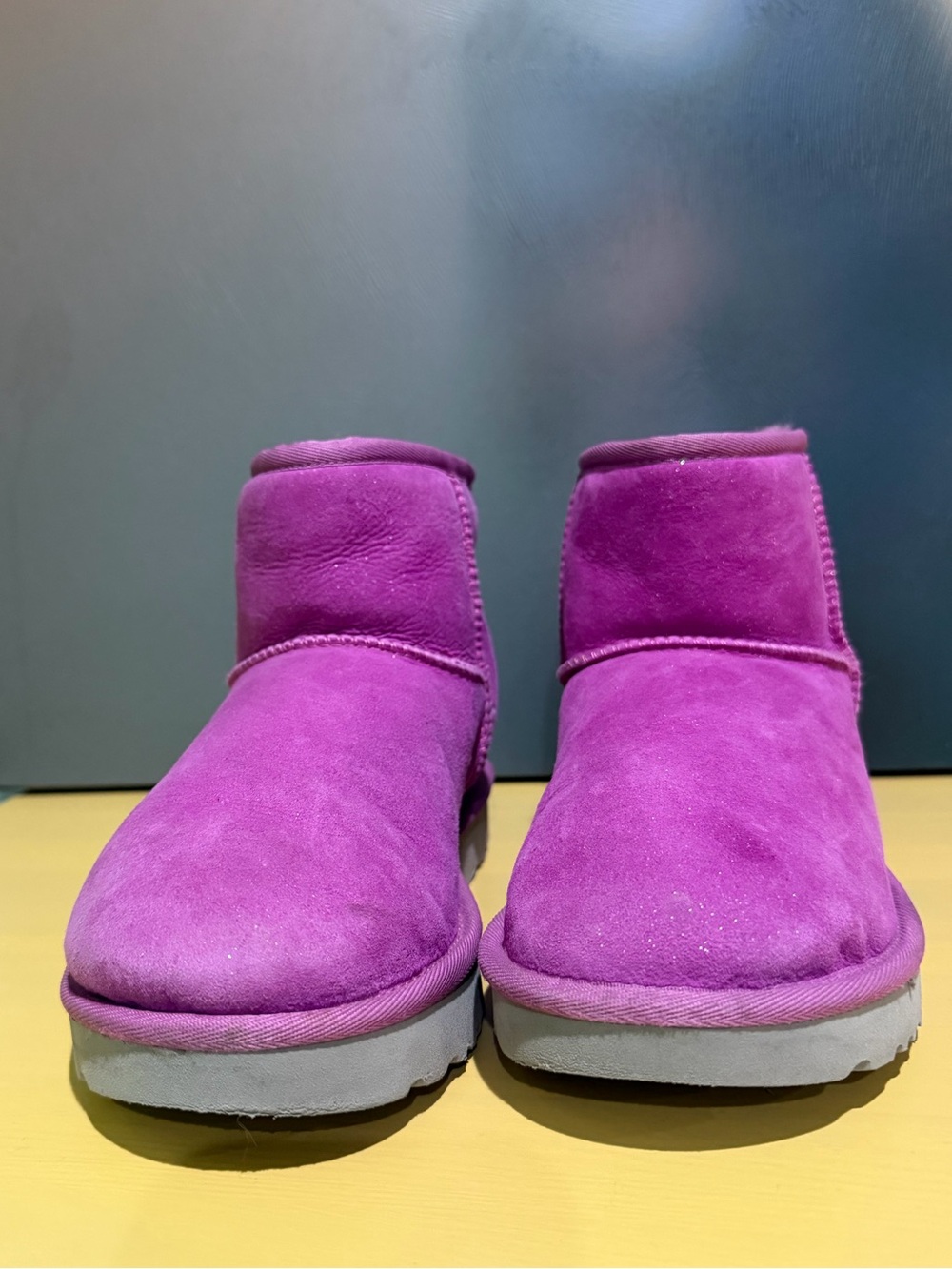 Lightly Used Pink Sparkle UGG Boots - size 9 - Picture 2 of 9
